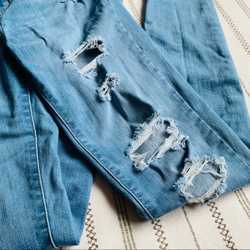 Levi’s 720 High Rise Super Skinny Ripped Jeans - Picture 5 of 8